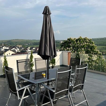 Penthouse Luxury Fălticeni Eksteriør bilde