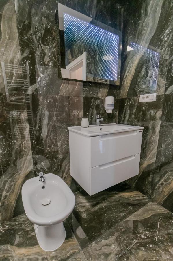 Penthouse Luxury Fălticeni Eksteriør bilde
