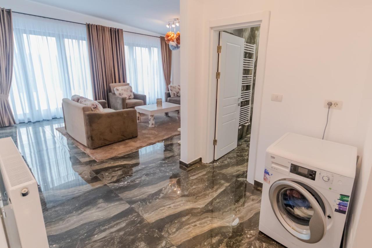 Penthouse Luxury Fălticeni Eksteriør bilde