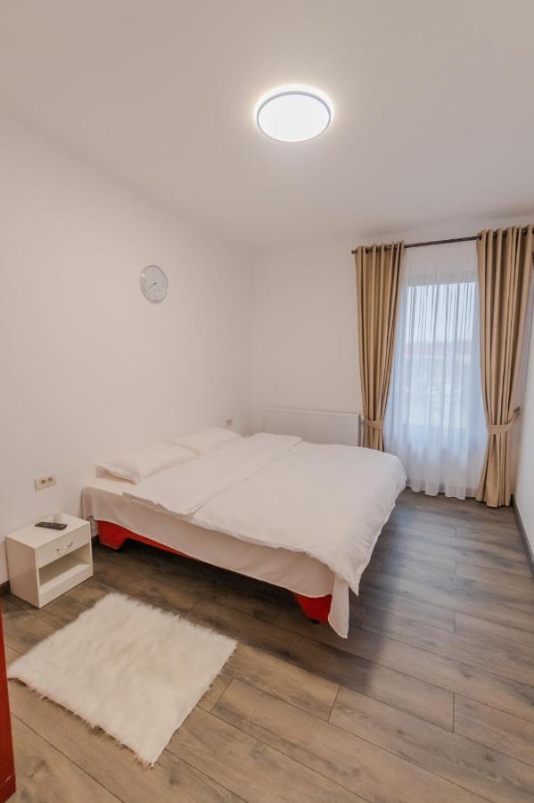 Penthouse Luxury Fălticeni Eksteriør bilde